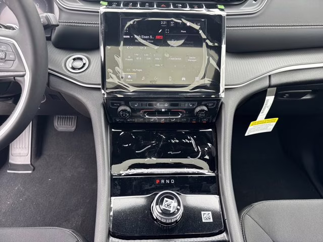 2026 Bright White Clearcoat Jeep Grand Cherokee Laredo X RWD SUV