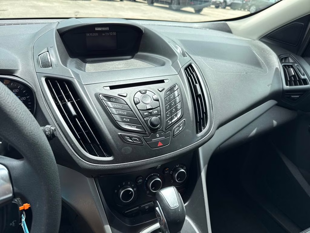 2013 Sterling Gray Metallic Ford Escape SE FWD SUV