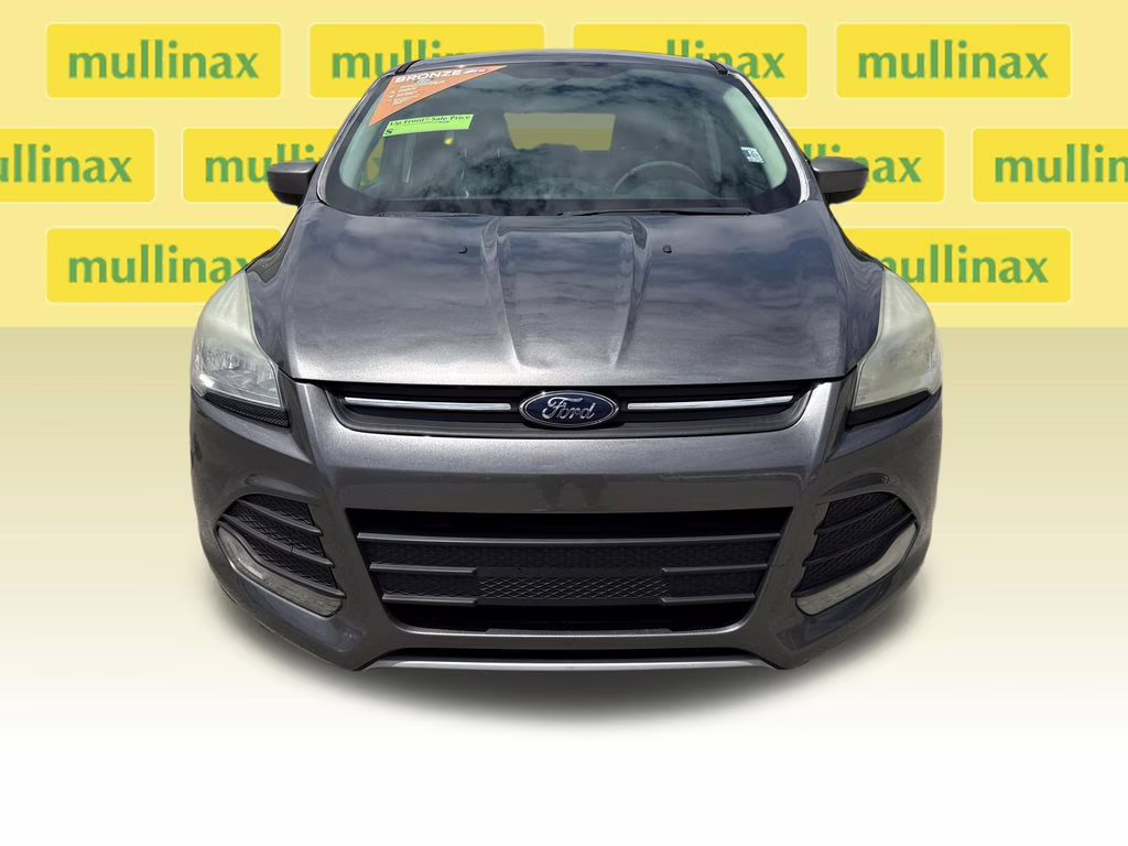 2013 Sterling Gray Metallic Ford Escape SE FWD SUV