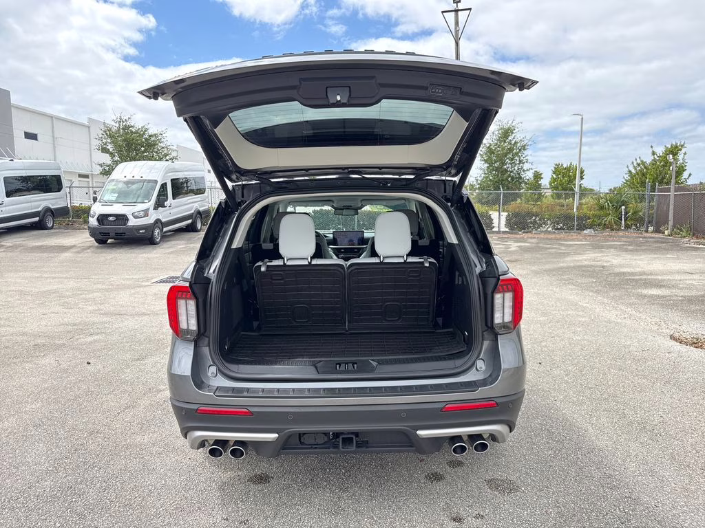 2025 Carbonized Gray Metallic Ford Explorer Platinum RWD SUV