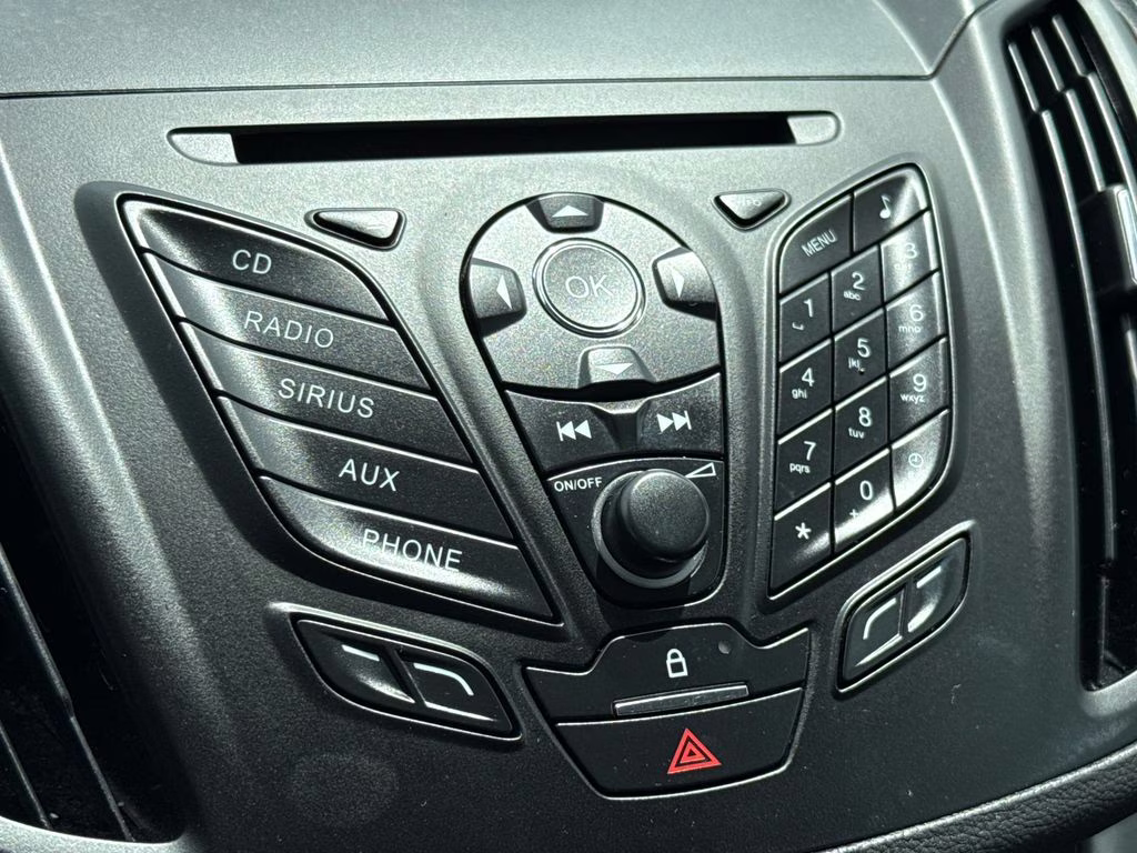 2013 Sterling Gray Metallic Ford Escape SE FWD SUV