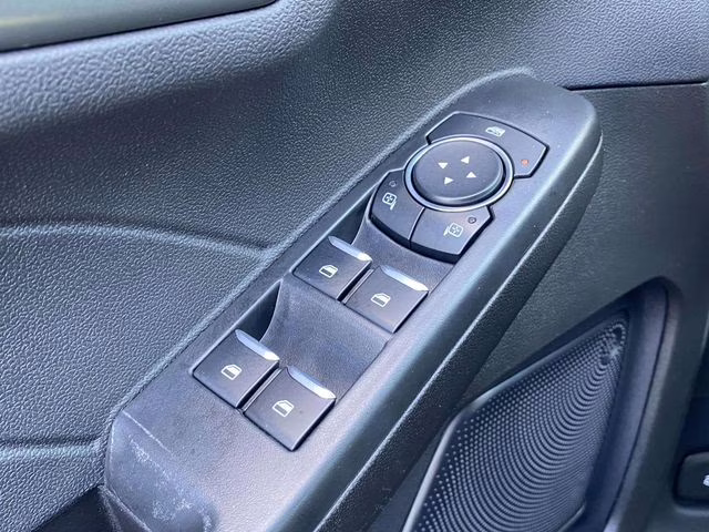 2024 Gray Metallic Ford Escape Active FWD SUV