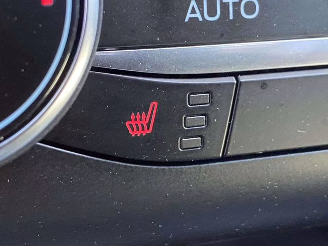 2024 Gray Metallic Ford Escape Active FWD SUV