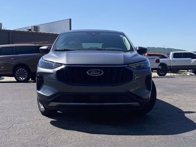 2024 Gray Metallic Ford Escape Active FWD SUV