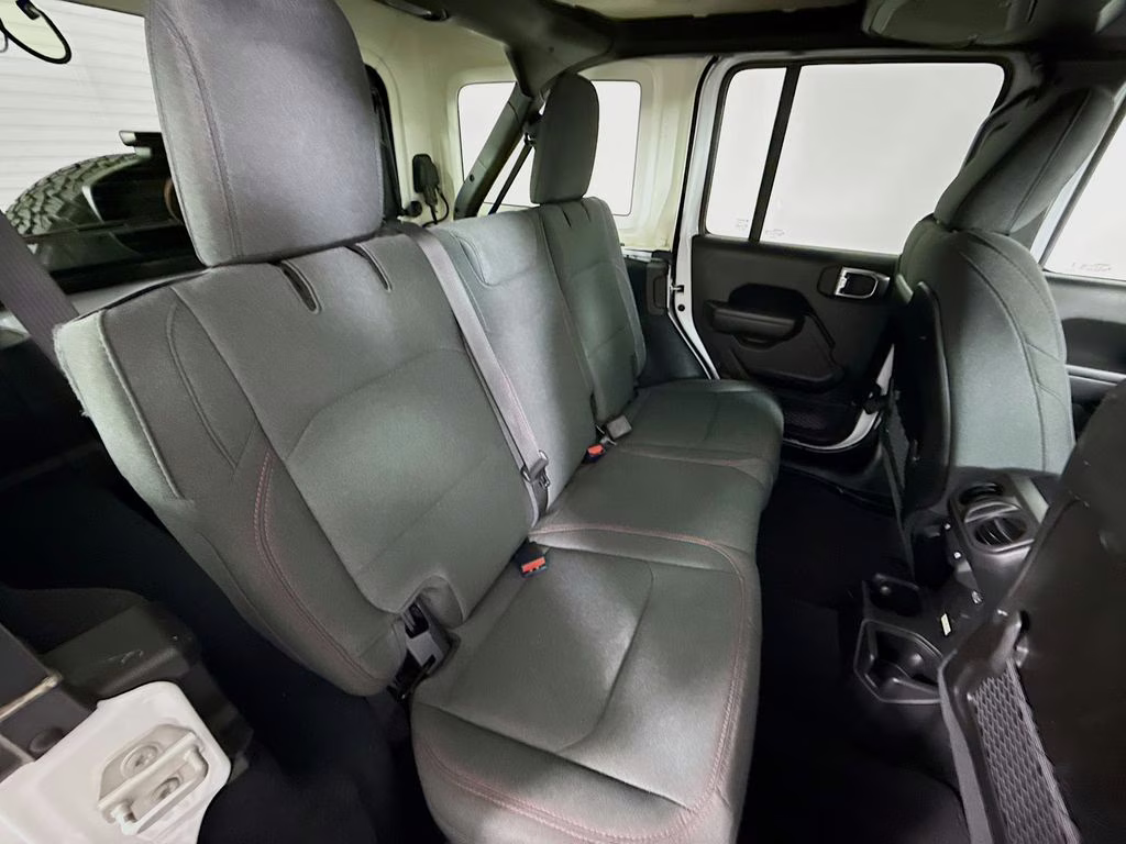 2024 Bright White Clearcoat Jeep Wrangler Rubicon 4X4 SUV