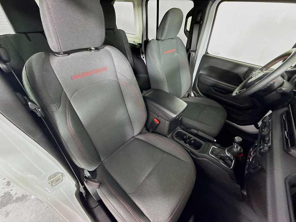 2024 Bright White Clearcoat Jeep Wrangler Rubicon 4X4 SUV
