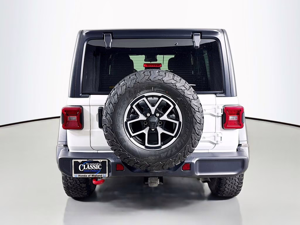 2024 Bright White Clearcoat Jeep Wrangler Rubicon 4X4 SUV