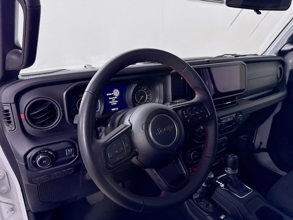 2024 Bright White Clearcoat Jeep Wrangler Rubicon 4X4 SUV