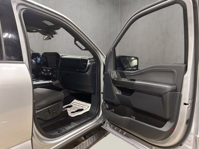 2022 Iconic Silver Metallic Ford F-150 XLT 4X4 Truck