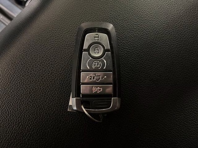 2022 Iconic Silver Metallic Ford F-150 XLT 4X4 Truck