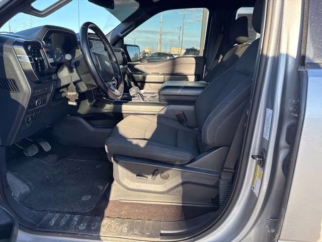 2022 Iconic Silver Metallic Ford F-150 XLT 4X4 Truck