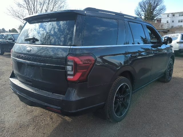 2024 Dark Matter Gray Metallic Ford Expedition Limited 4X4 SUV