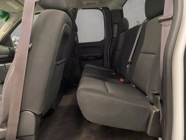 2013 Summit White Chevrolet Silverado 2500HD LT 4X4 Truck