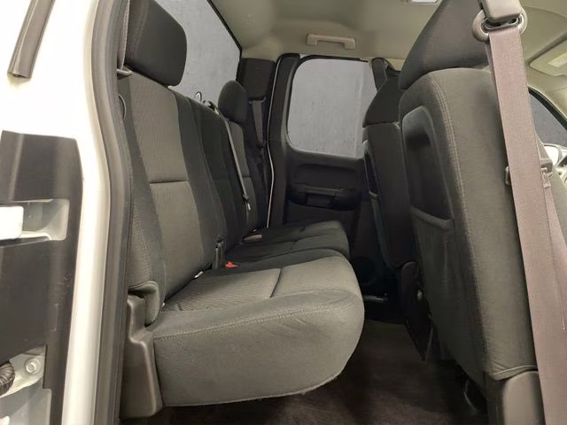 2013 Summit White Chevrolet Silverado 2500HD LT 4X4 Truck