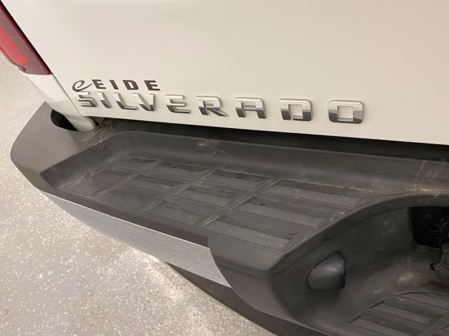 2013 Summit White Chevrolet Silverado 2500HD LT 4X4 Truck