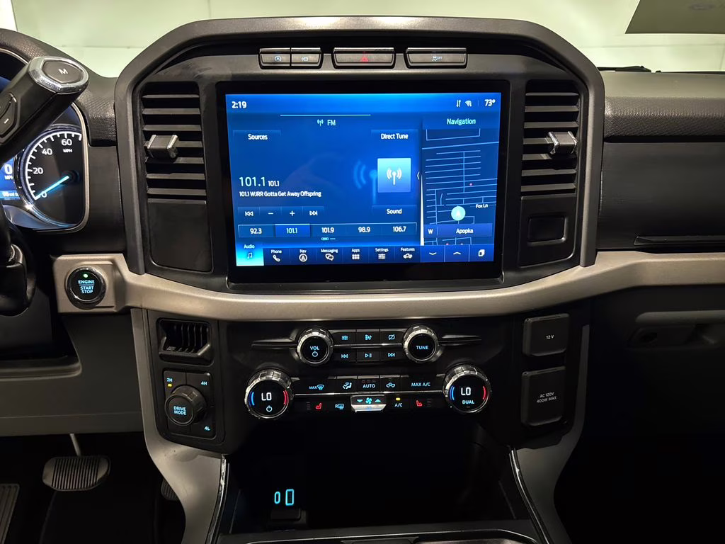 2021 Oxford White Ford F-150 XLT 4X4 Truck