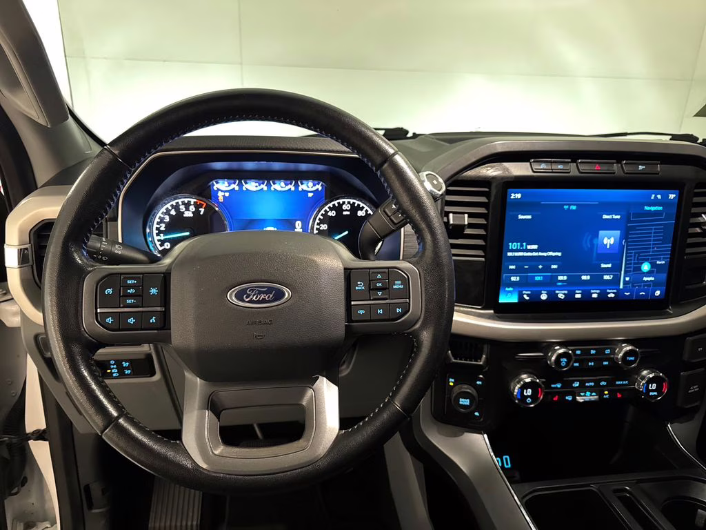 2021 Oxford White Ford F-150 XLT 4X4 Truck