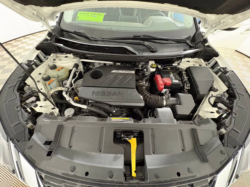 2023 Pearl White Tricoat Nissan Rogue SV FWD SUV