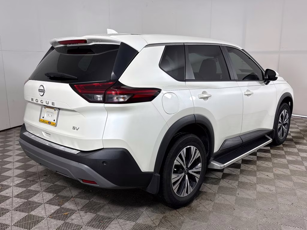 2023 Pearl White Tricoat Nissan Rogue SV FWD SUV