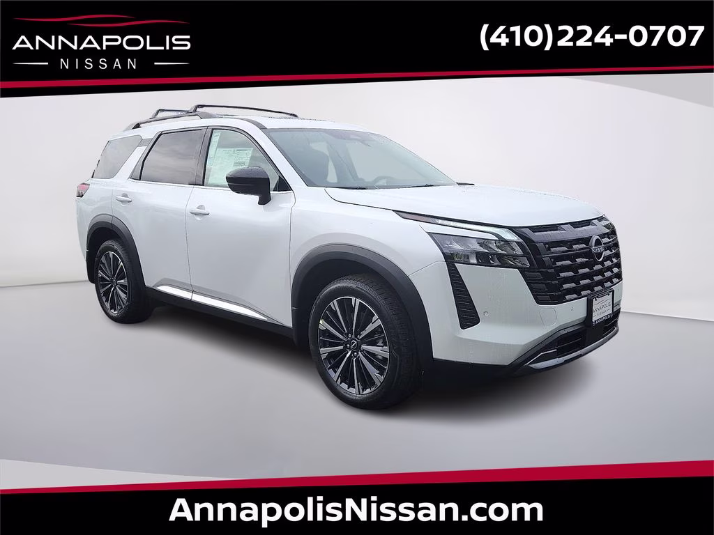 2026 Everest White Pearl Tricoat Nissan Pathfinder Platinum 4X4 SUV