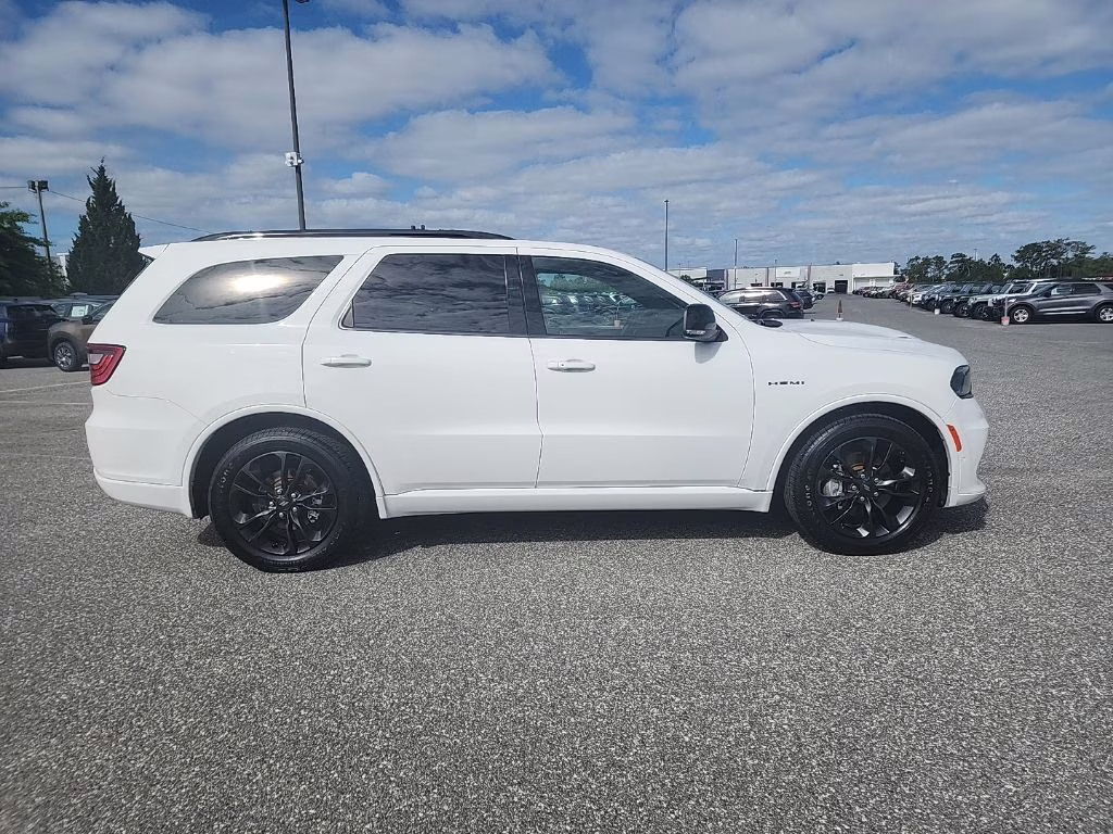 2022 White Knuckle Clearcoat Dodge Durango R/T AWD SUV
