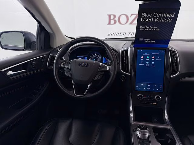 2022 Gray Metallic Ford Edge Titanium AWD SUV