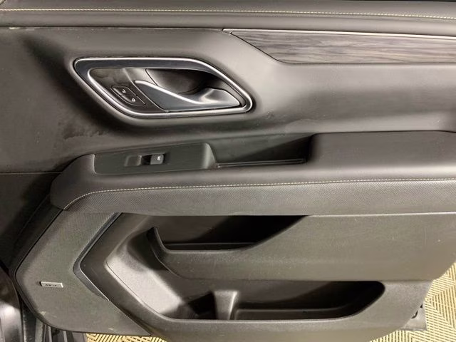 2022 Onyx Black GMC Yukon SLT 4X4 SUV