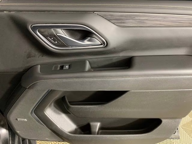 2022 Onyx Black GMC Yukon SLT 4X4 SUV