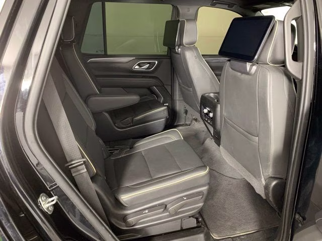 2022 Onyx Black GMC Yukon SLT 4X4 SUV