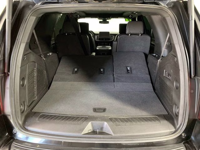 2022 Onyx Black GMC Yukon SLT 4X4 SUV