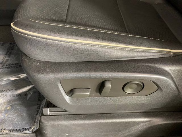 2022 Onyx Black GMC Yukon SLT 4X4 SUV