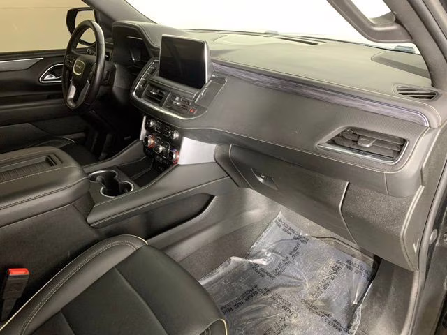 2022 Onyx Black GMC Yukon SLT 4X4 SUV