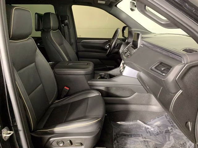 2022 Onyx Black GMC Yukon SLT 4X4 SUV