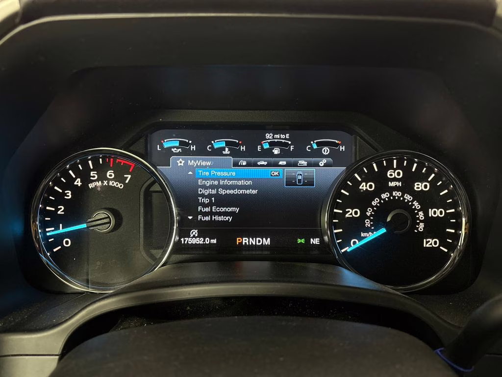 2018 Oxford White Ford F-150 Lariat 4X4 Truck