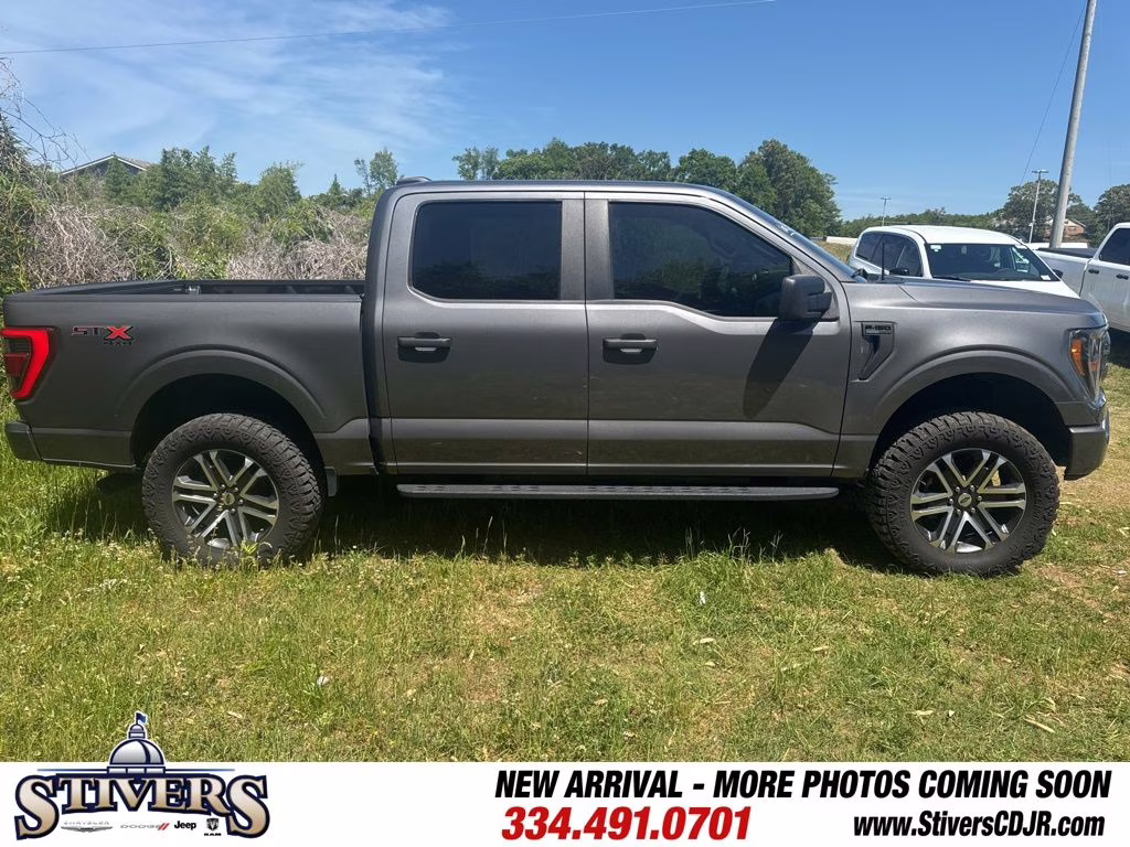 2023 Gray Metallic Ford F-150 XL 4X4 Truck