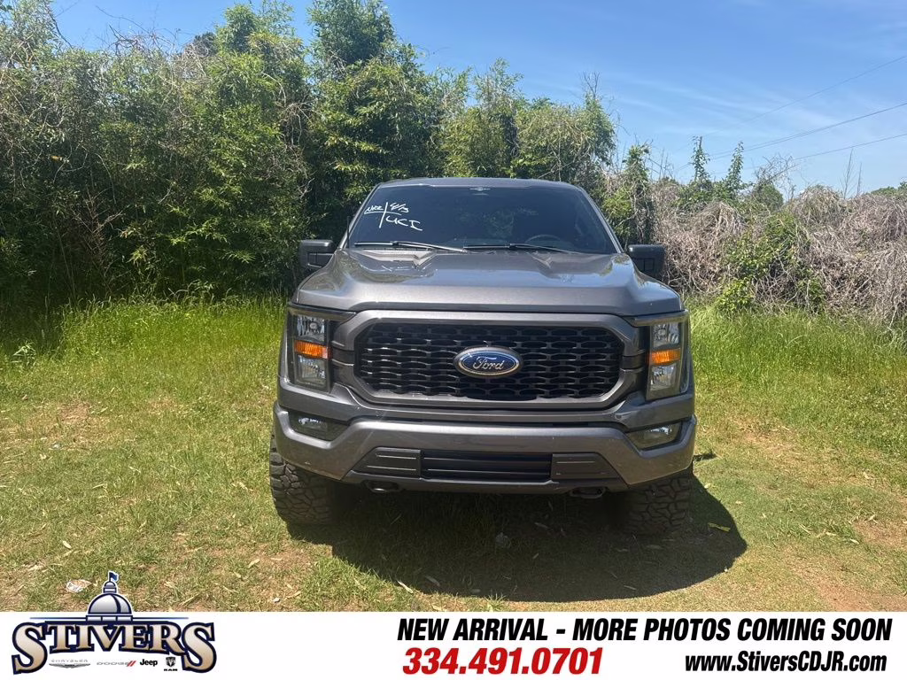 2023 Gray Metallic Ford F-150 XL 4X4 Truck