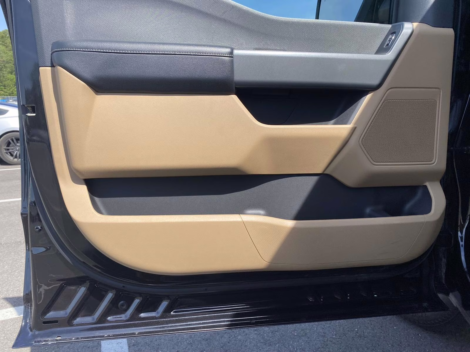 2023 Agate Black Metallic Ford F-150 XLT 4X4 Truck