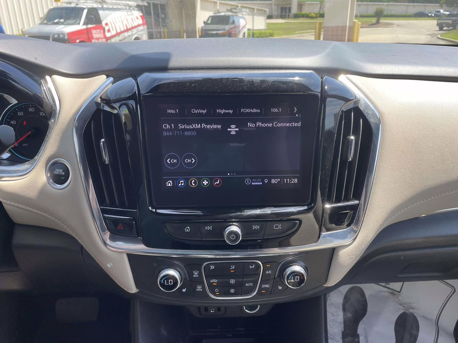 2023 Summit White Chevrolet Traverse LT Leather FWD SUV