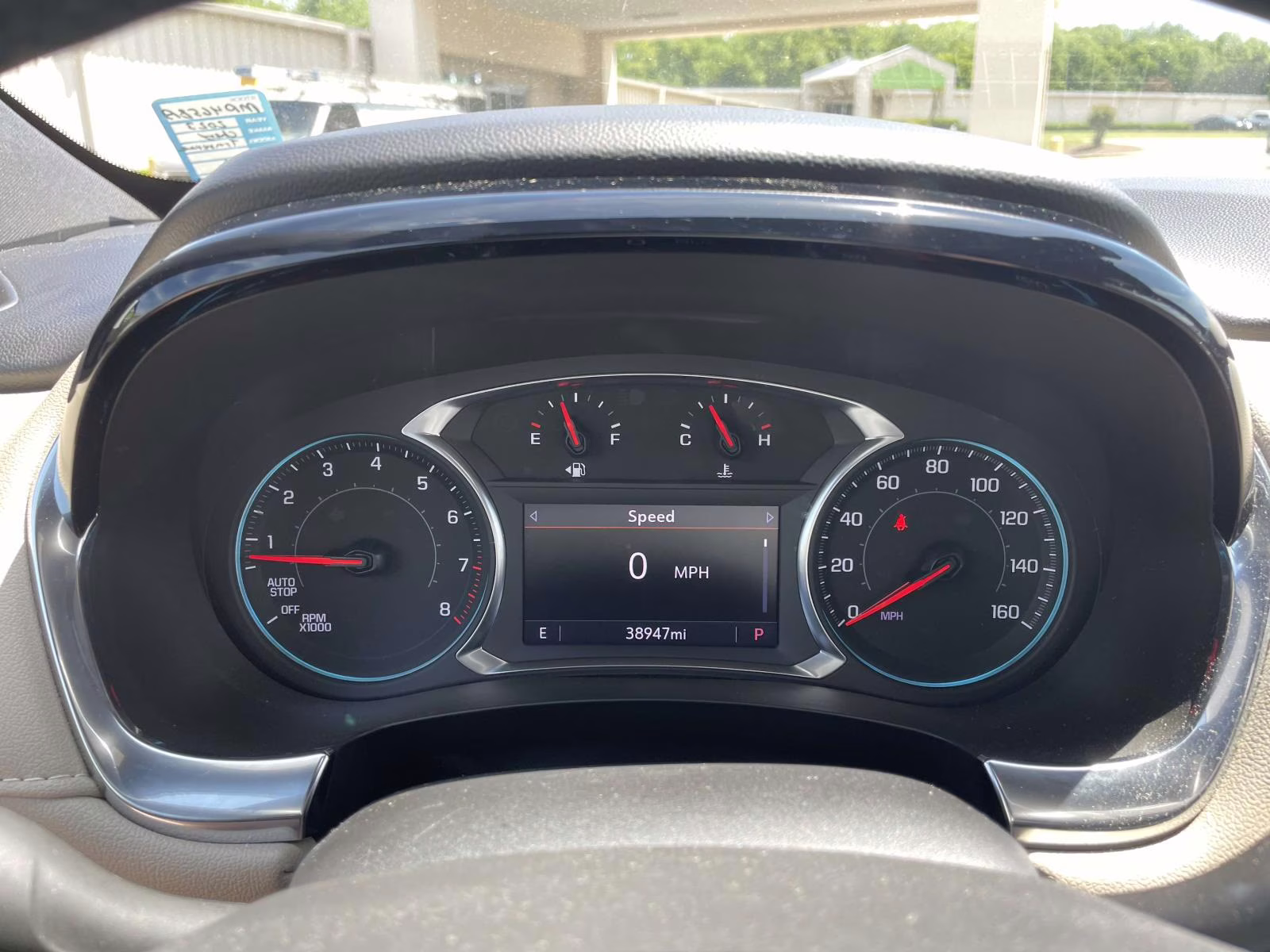 2023 Summit White Chevrolet Traverse LT Leather FWD SUV