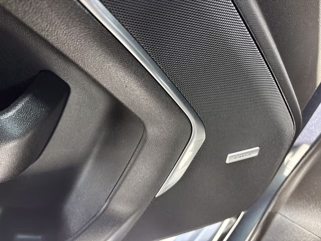 2021 Shadow Gray Metallic Chevrolet Suburban RST 4X4 SUV