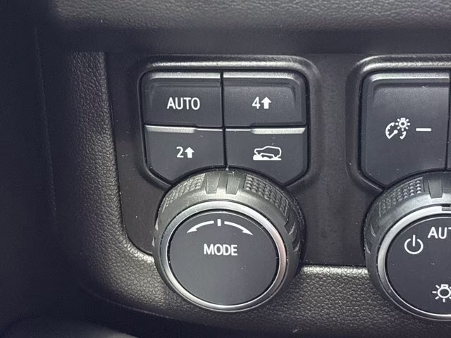 2021 Shadow Gray Metallic Chevrolet Suburban RST 4X4 SUV