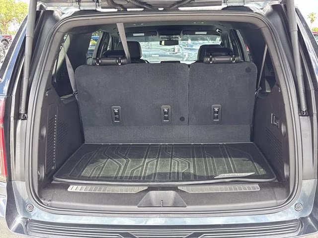 2021 Shadow Gray Metallic Chevrolet Suburban RST 4X4 SUV