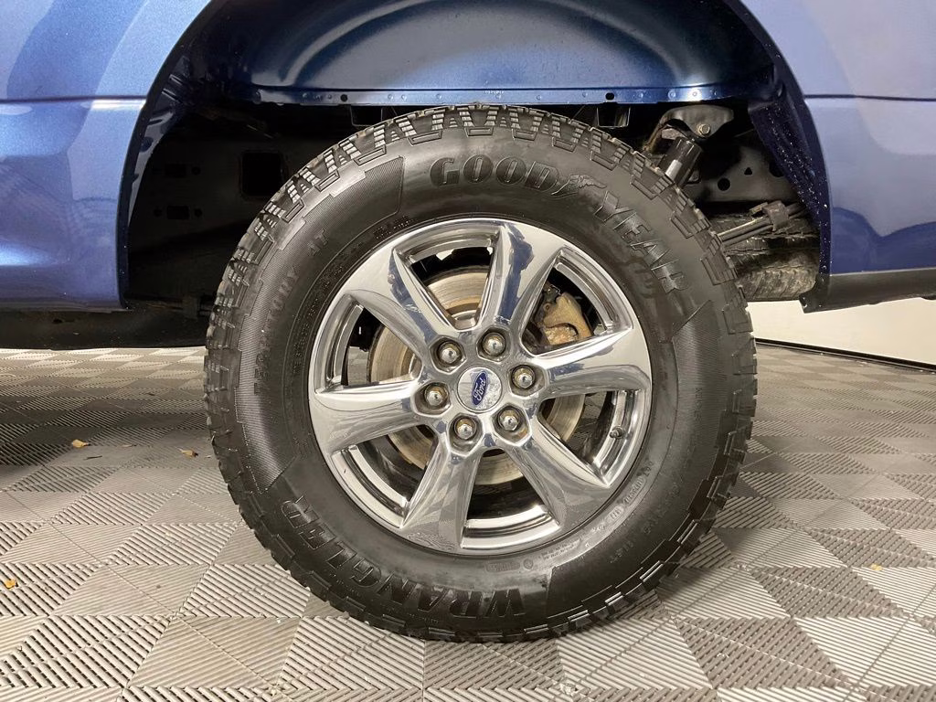 2018 Blue Jeans Metallic Ford F-150 XLT 4X4 Truck