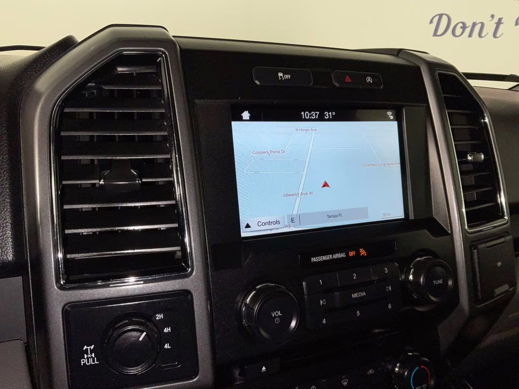 2018 Blue Jeans Metallic Ford F-150 XLT 4X4 Truck