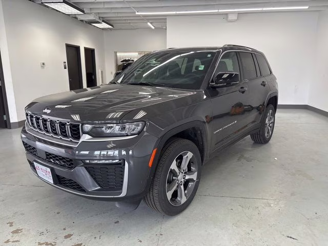 2026 Baltic Gray Metallic Clearcoat Jeep Grand Cherokee Limited 4X4 SUV