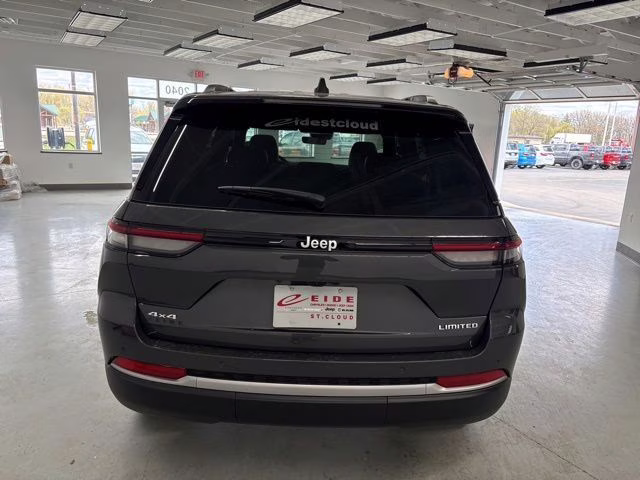 2026 Baltic Gray Metallic Clearcoat Jeep Grand Cherokee Limited 4X4 SUV
