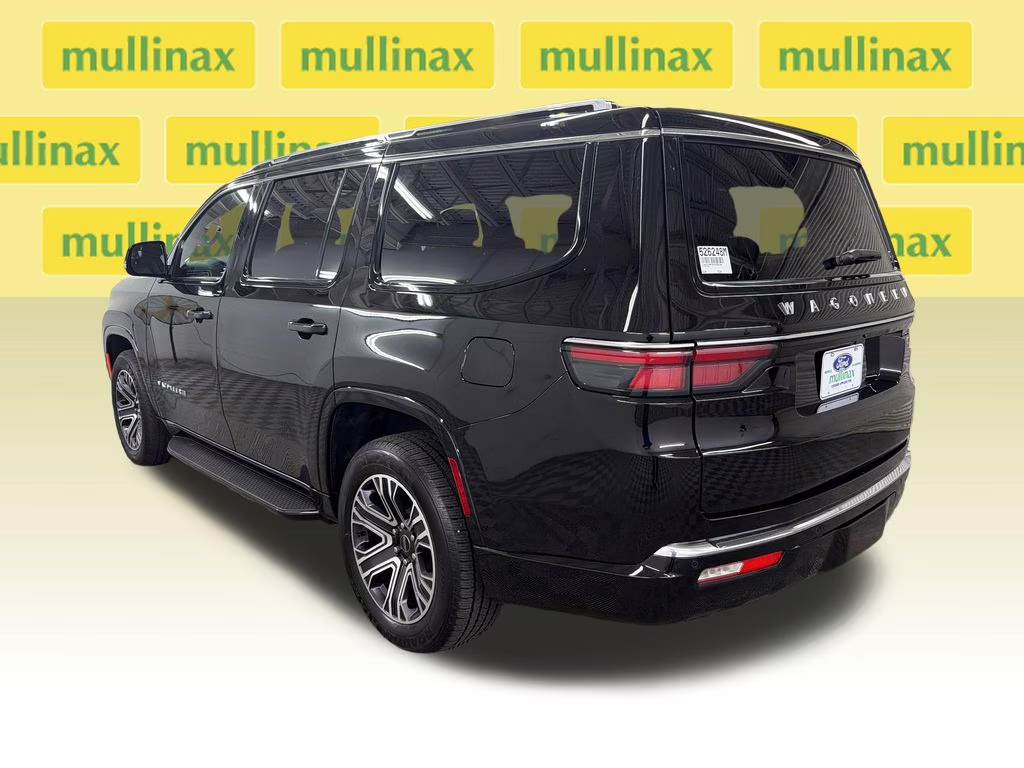2025 Diamond Black Crystal Pearlcoat Jeep Wagoneer Base 4X4 SUV