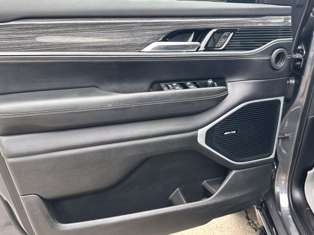2022 Baltic Gray Metallic Clearcoat Jeep Wagoneer Series II 4X4 SUV