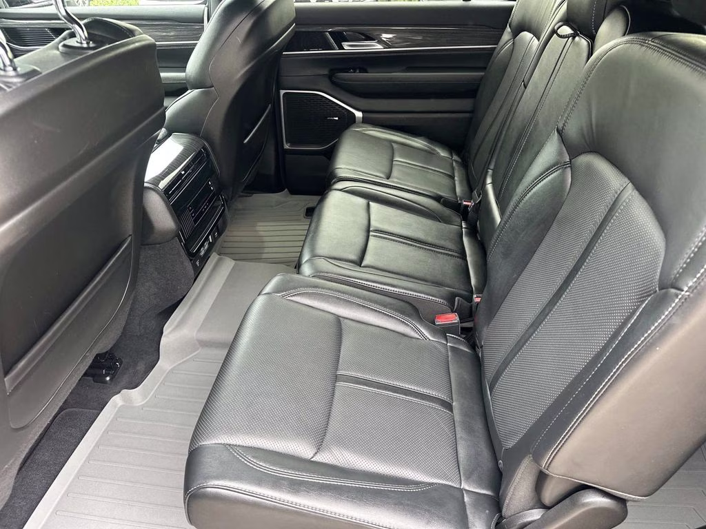 2022 Baltic Gray Metallic Clearcoat Jeep Wagoneer Series II 4X4 SUV