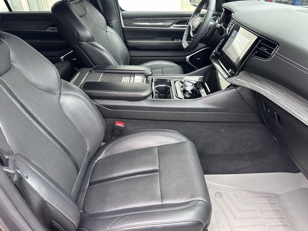 2022 Baltic Gray Metallic Clearcoat Jeep Wagoneer Series II 4X4 SUV
